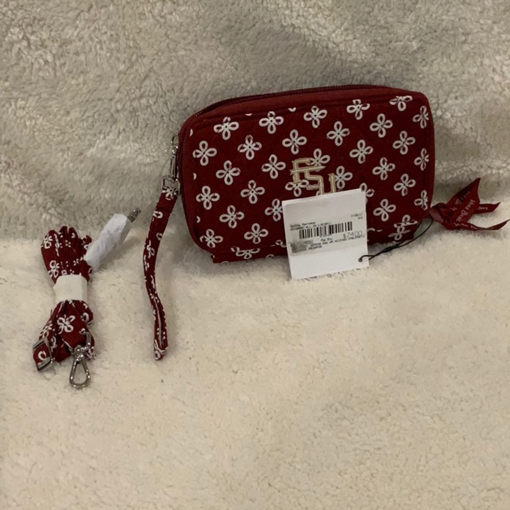 NWT Vera Bradley all-in-one cross body bag. - Picture 2 of 6